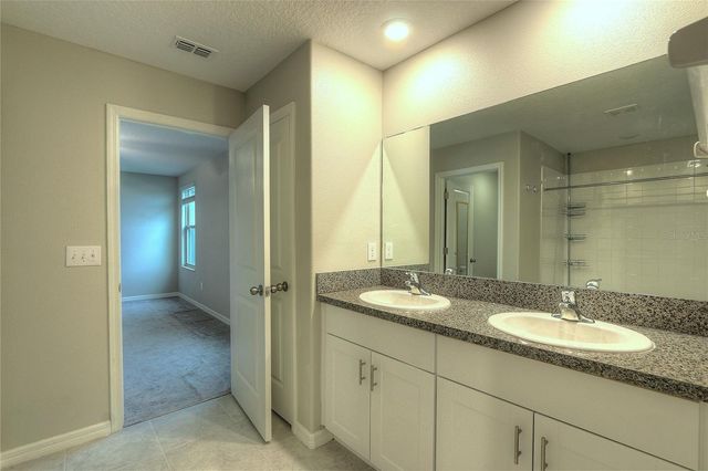7217 RONNIE GARDENS COURT, Tampa, FL 33619