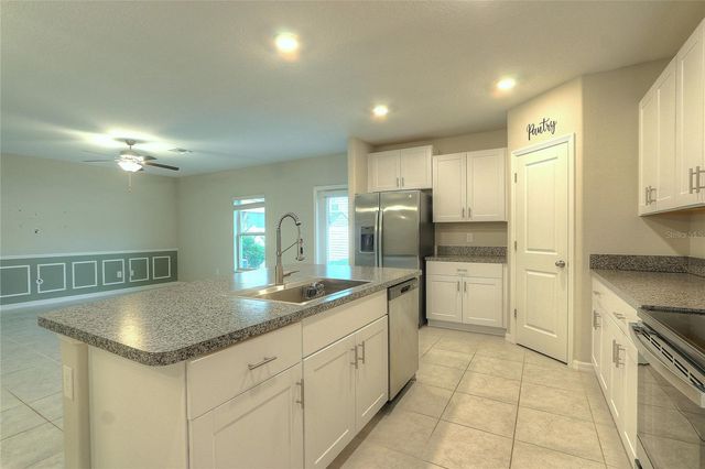 7217 RONNIE GARDENS COURT, Tampa, FL 33619