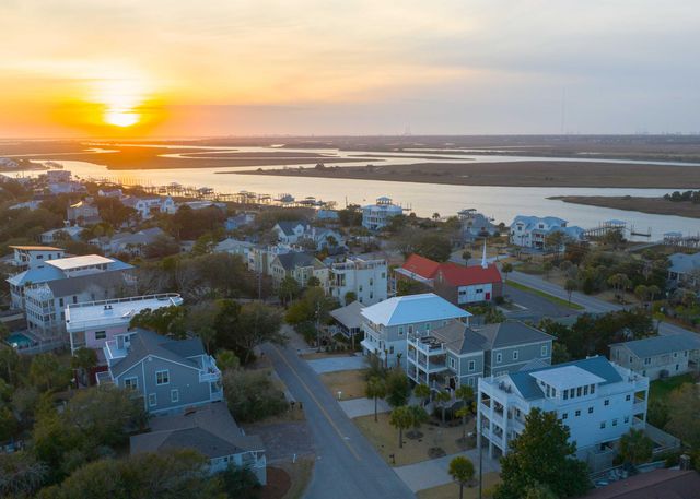 309 Carolina Boulevard, Isle Of Palms, SC 29451