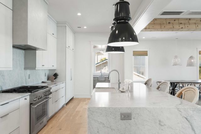 309 Carolina Boulevard, Isle Of Palms, SC 29451