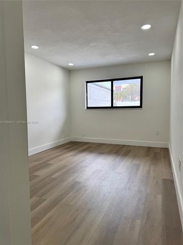 9425 SW 4th Ln 9425, Miami, FL 33174