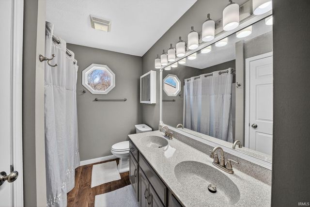 50782 Elk Trail, Granger, IN 46530