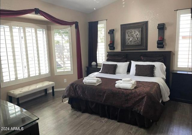 20404 N 70Th Drive, Glendale, AZ 85308