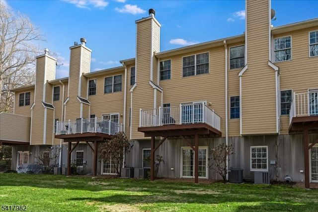 66 Mara Blvd, Sparta Twp., NJ 07871