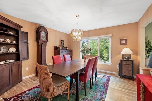 6 Martin Ln, Hamilton Twp., NJ 08619