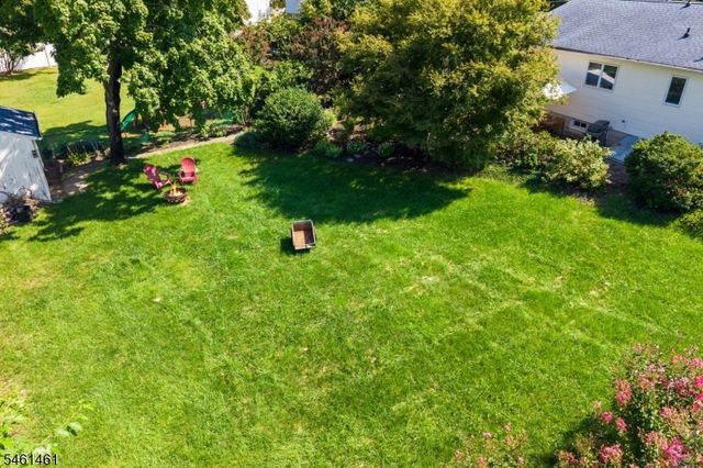 6 Martin Ln, Hamilton Twp., NJ 08619