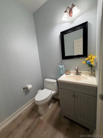 9216 Calmante Lane, San Diego, CA 92108