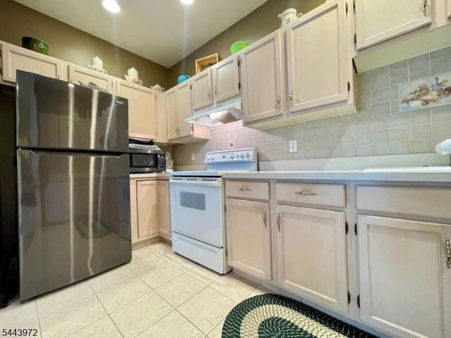 7215 Richmond Rd, West Milford Twp., NJ 07480