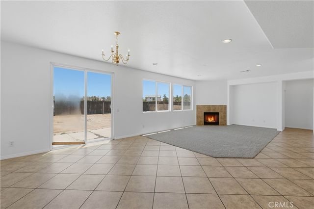 13855 Jackson Street, Oak Hills, CA 92344