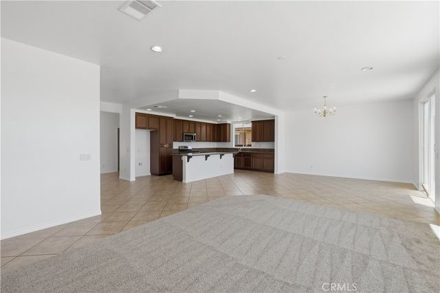 13855 Jackson Street, Oak Hills, CA 92344