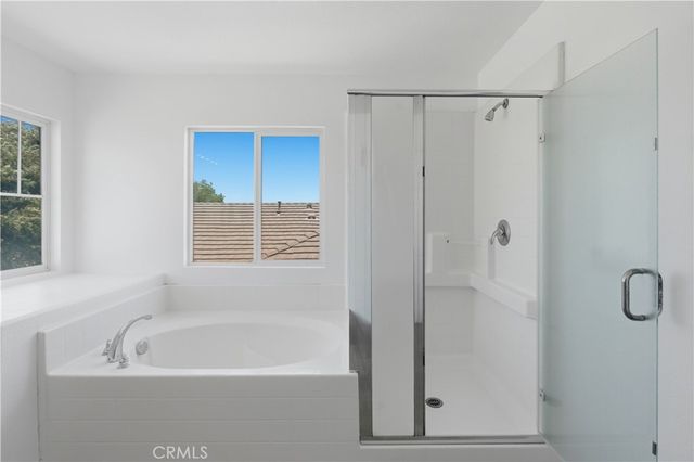 13855 Jackson Street, Oak Hills, CA 92344