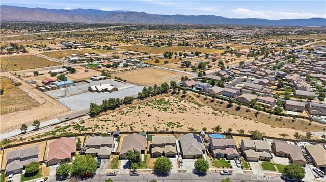 13855 Jackson Street, Oak Hills, CA 92344