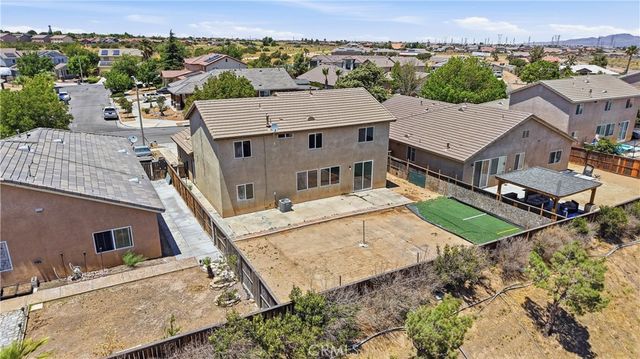 13855 Jackson Street, Oak Hills, CA 92344