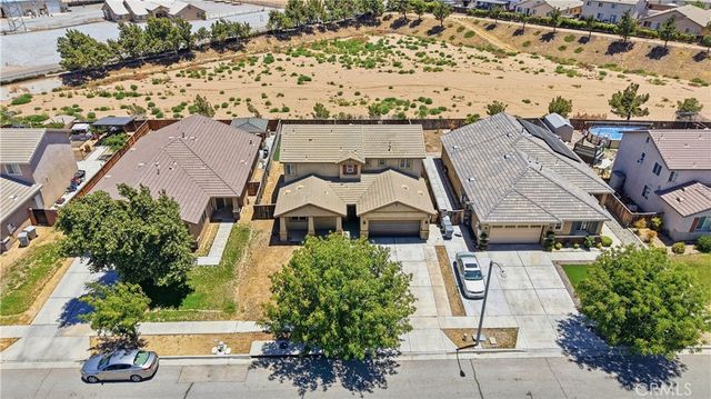 13855 Jackson Street, Oak Hills, CA 92344