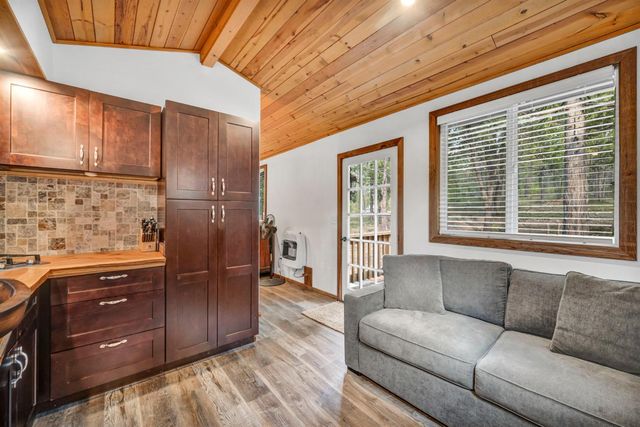 1486 Prussian Hill Rd, Mokelumne Hill, CA 95245