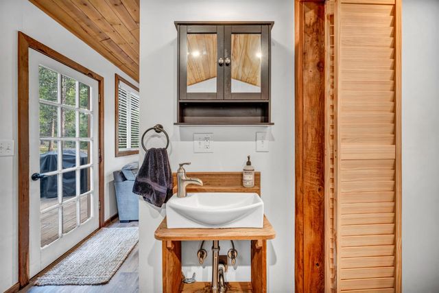 1486 Prussian Hill Rd, Mokelumne Hill, CA 95245