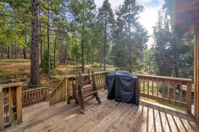 1486 Prussian Hill Rd, Mokelumne Hill, CA 95245