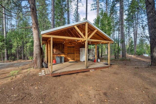 1486 Prussian Hill Rd, Mokelumne Hill, CA 95245