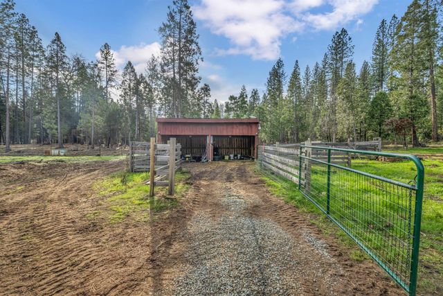 1486 Prussian Hill Rd, Mokelumne Hill, CA 95245
