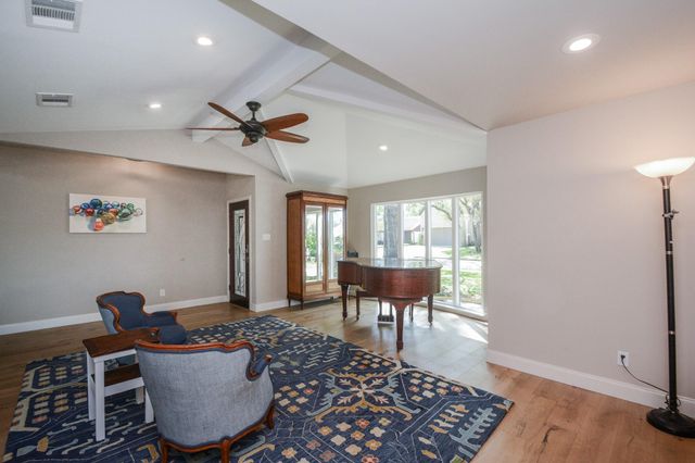 14110 Barryknoll Lane, Houston, TX 77079