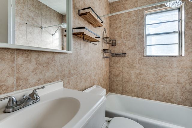 2217 Garden Oaks Drive, Irving, TX 75061