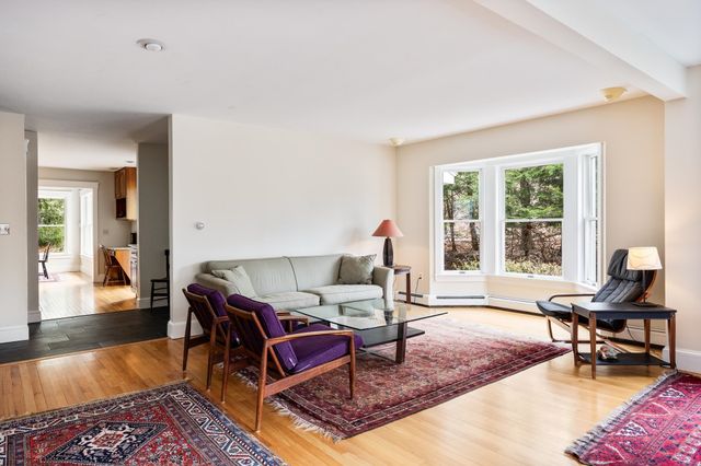 15 Plateau Road, Williston, VT 05495