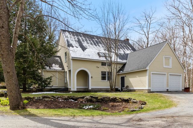 15 Plateau Road, Williston, VT 05495