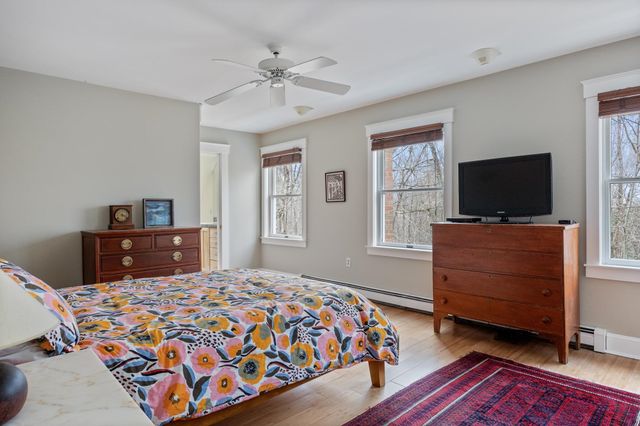 15 Plateau Road, Williston, VT 05495