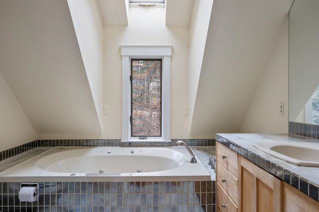 15 Plateau Road, Williston, VT 05495
