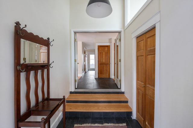 15 Plateau Road, Williston, VT 05495