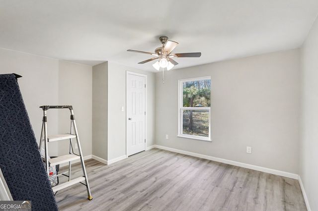 219 Lake Circle, Newnan, GA 30263