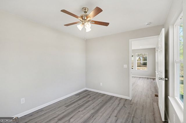 219 Lake Circle, Newnan, GA 30263