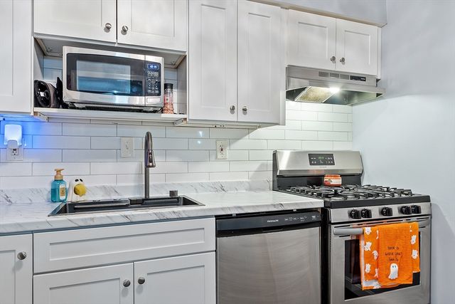 655 W Lowell Ave 6, Haverhill, MA 01832