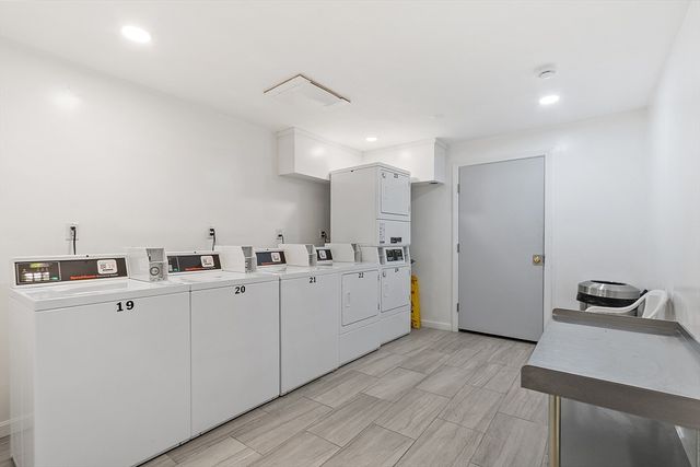 655 W Lowell Ave 6, Haverhill, MA 01832