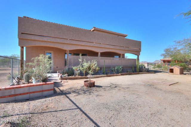 53304 W BARNES Road, Maricopa, AZ 85139