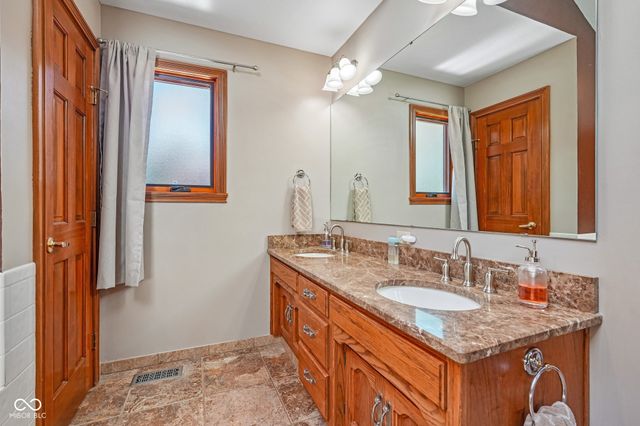 2567 Willow Street, Greenwood, IN 46143