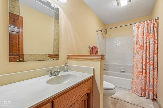 2567 Willow Street, Greenwood, IN 46143