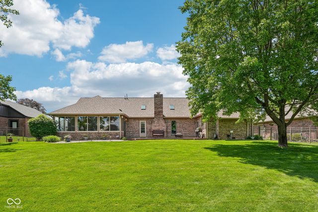 2567 Willow Street, Greenwood, IN 46143