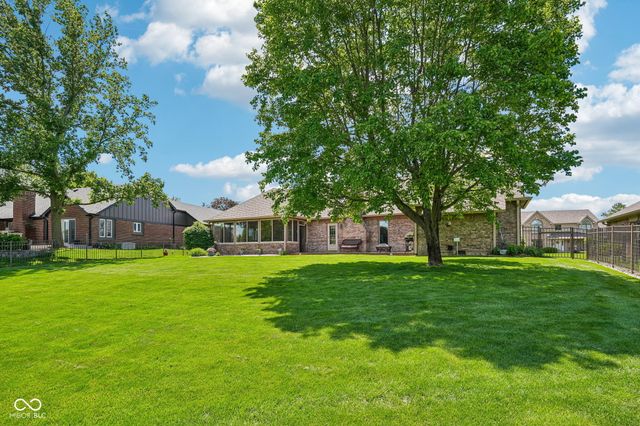 2567 Willow Street, Greenwood, IN 46143