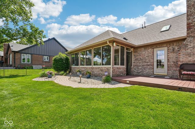 2567 Willow Street, Greenwood, IN 46143
