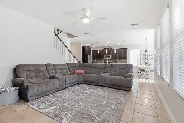 12036 LONGVIEW LAKE CIRCLE, Bradenton, FL 34211