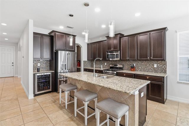 12036 LONGVIEW LAKE CIRCLE, Bradenton, FL 34211