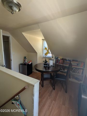 54 Clinton Avenue, Eatontown, NJ 07724
