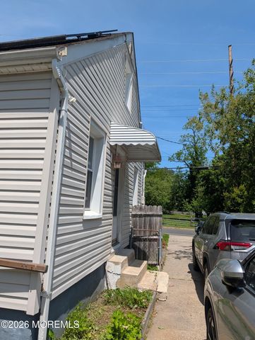 54 Clinton Avenue, Eatontown, NJ 07724