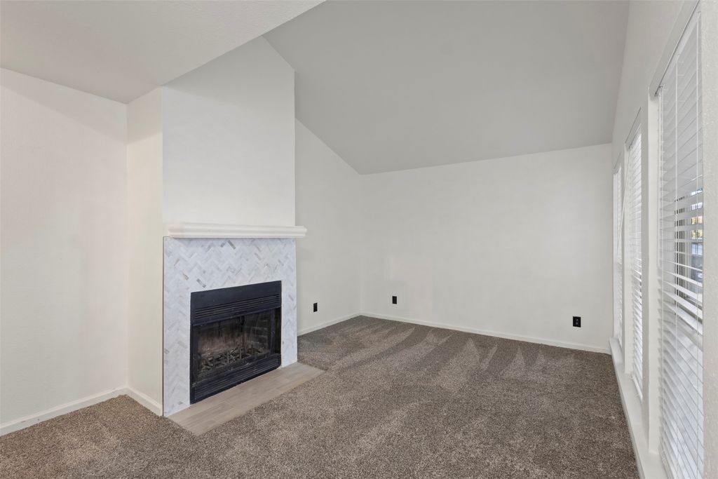 1424 Meadowood Village Drive, Fort Worth, TX 76120 — photo 3