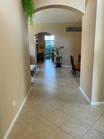 6959 Imperial Beach Circle, Delray Beach, FL 33446