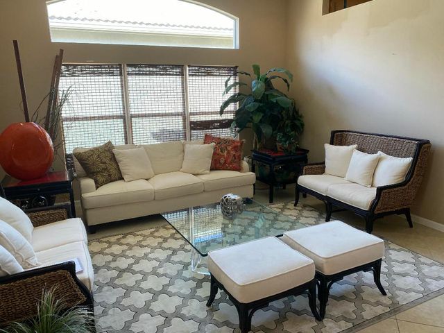 6959 Imperial Beach Circle, Delray Beach, FL 33446