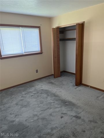 8785 Root Road, North Ridgeville, OH 44039