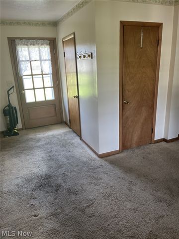 8785 Root Road, North Ridgeville, OH 44039
