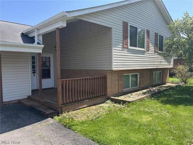 8785 Root Road, North Ridgeville, OH 44039